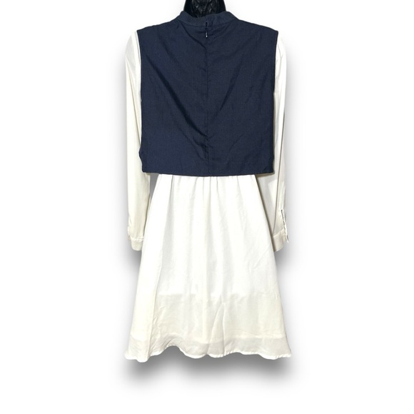 Alicia PageBoy Dress - Picture 2 of 4